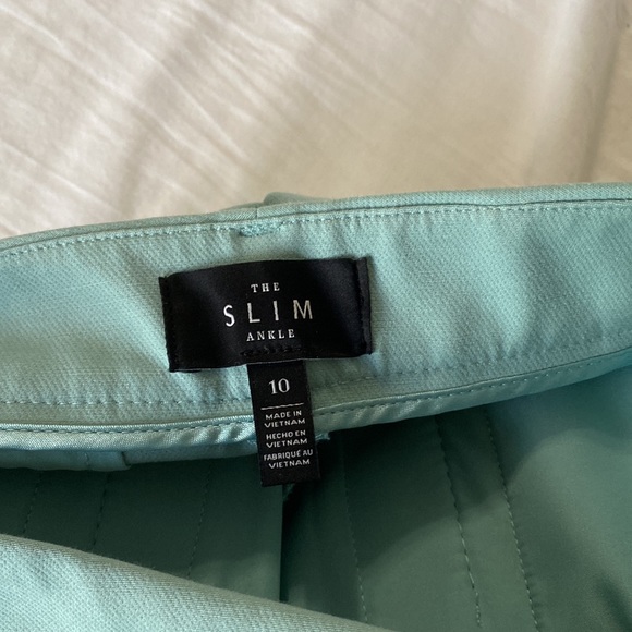 Slim Ankle Pants in color mint - Picture 2 of 5